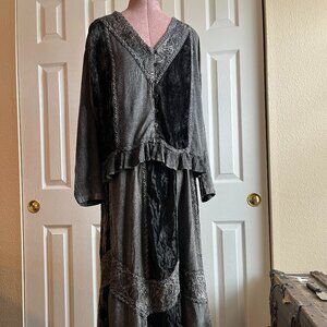 Romantic 90s Two Piece Shirt and Skirt M